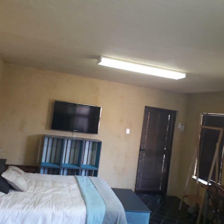 Studio@104 Apartment Mossel Bay Exterior photo