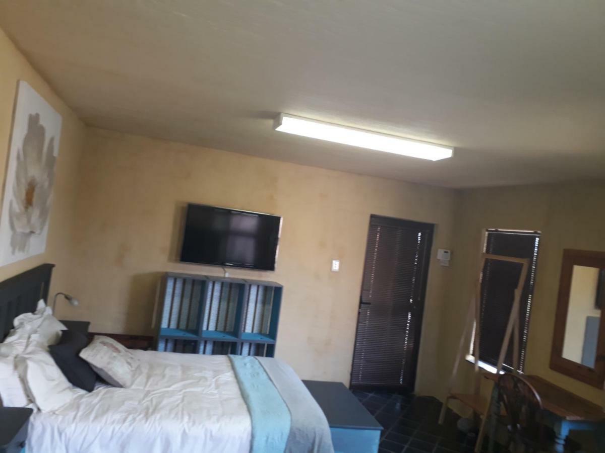 Studio@104 Apartment Mossel Bay Exterior photo